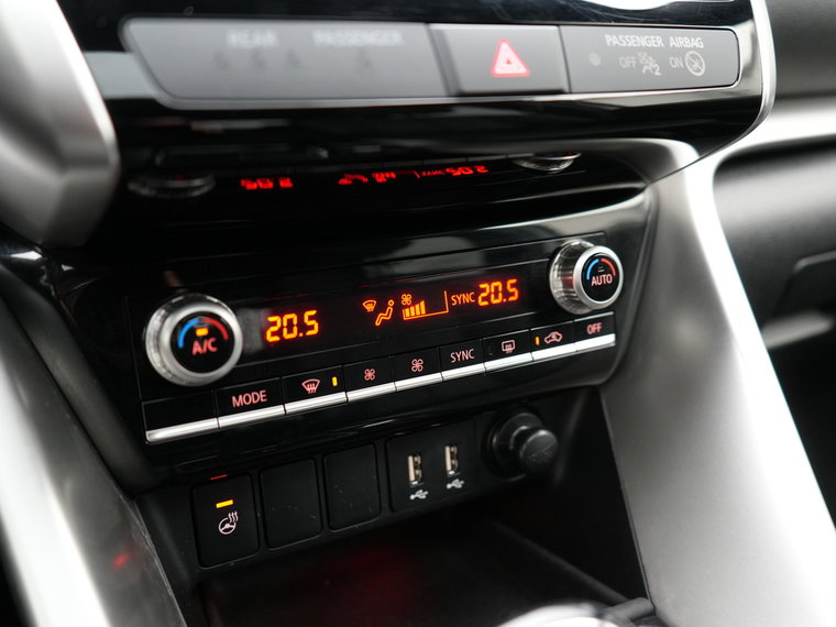 Vehicle Image 33