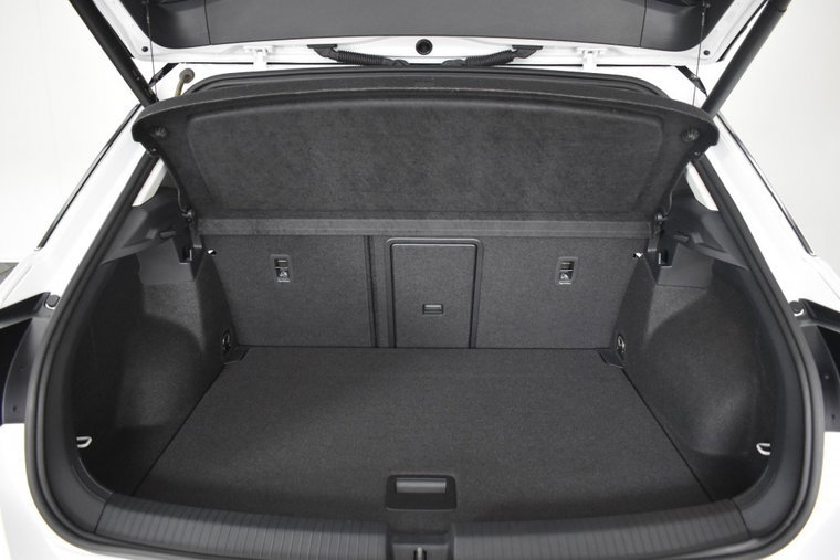 Vehicle Image 37