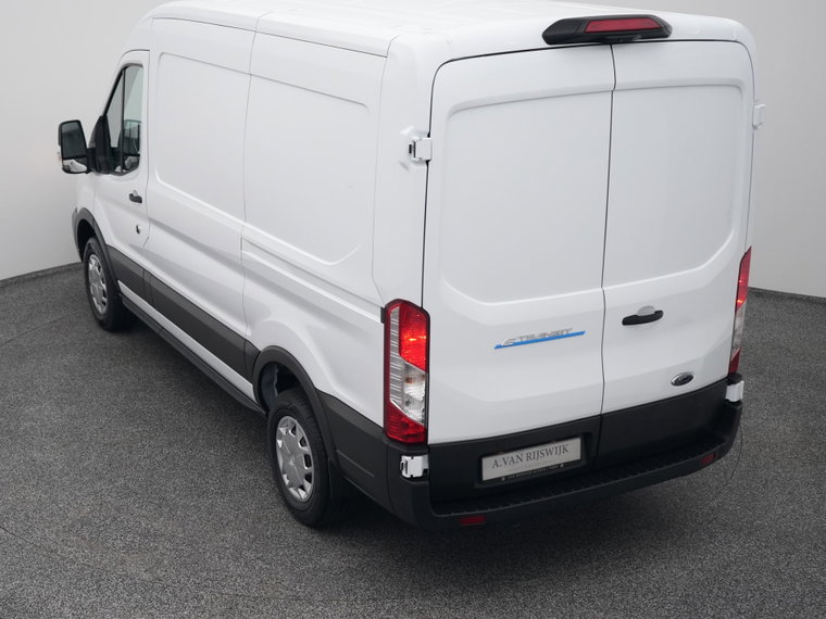 Vehicle Image 27