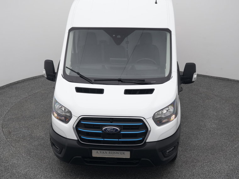 Vehicle Image 28