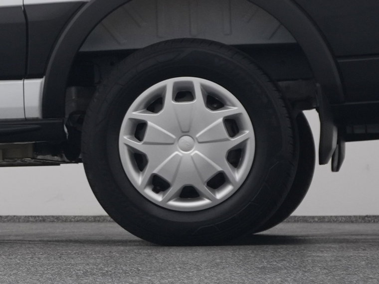 Vehicle Image 41