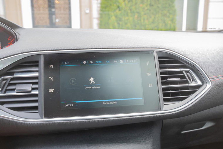 Vehicle Image 30