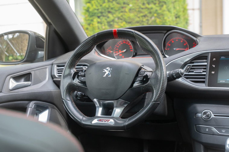 Vehicle Image 39