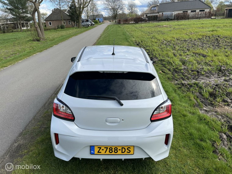 Vehicle Image 23