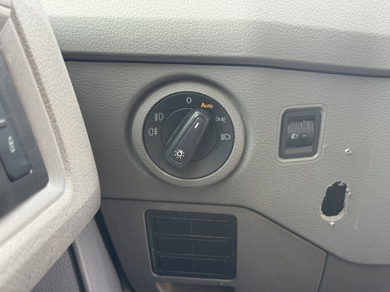 Vehicle Image 28