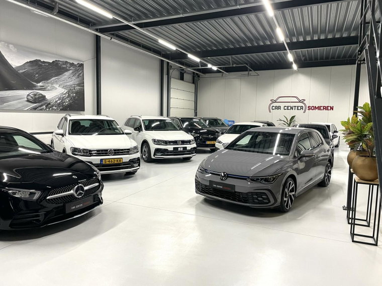 Vehicle Image 30