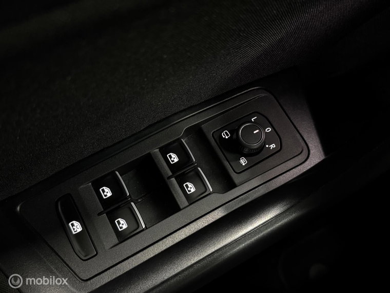 Vehicle Image 49