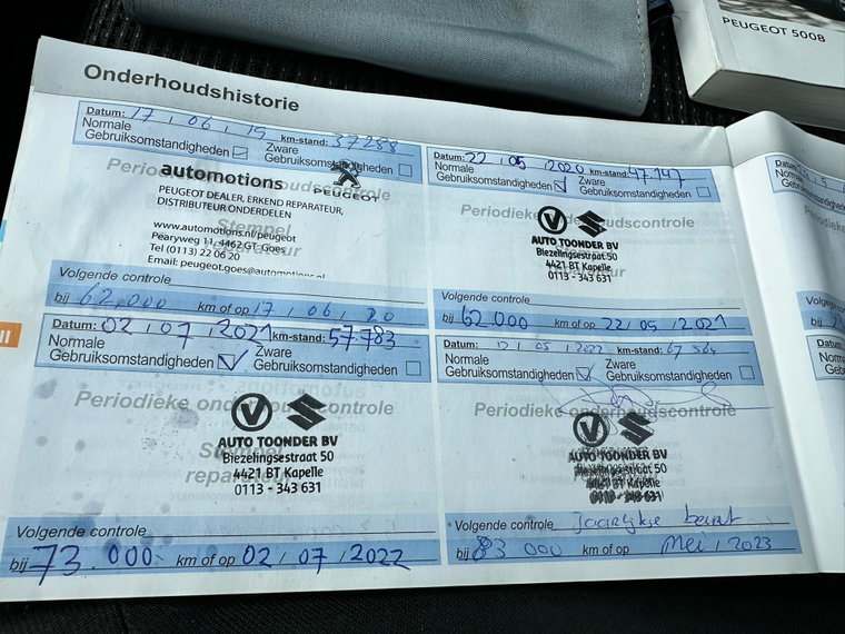 Vehicle Image 10