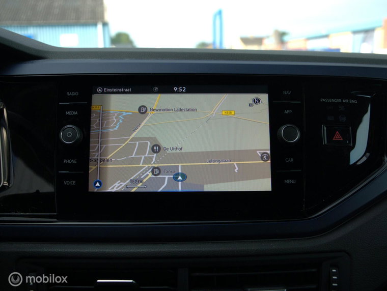 Vehicle Image 21