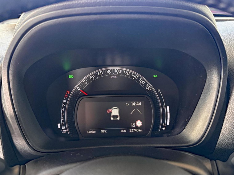 Vehicle Image 13