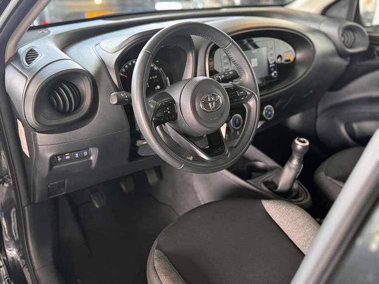 Vehicle Image 20