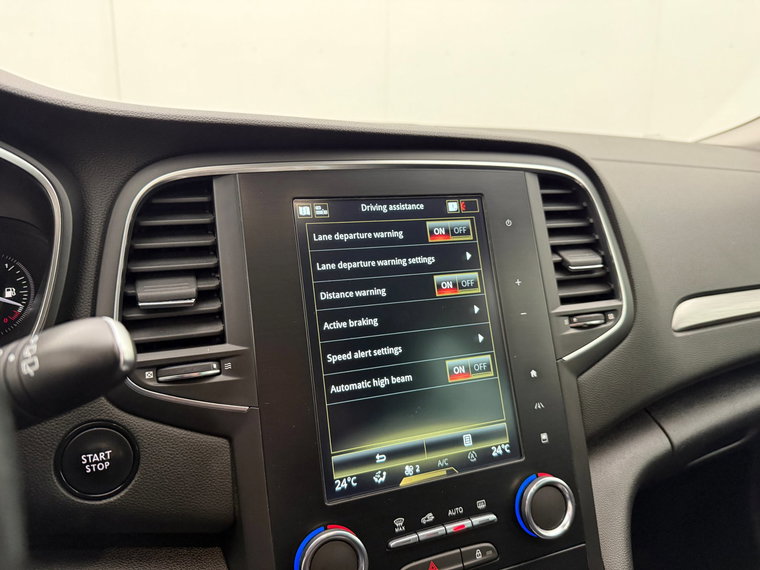Vehicle Image 24