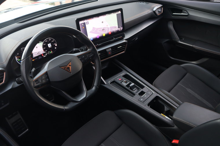 Vehicle Image 10