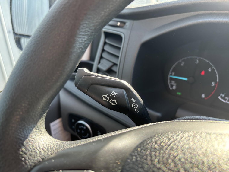 Vehicle Image 27