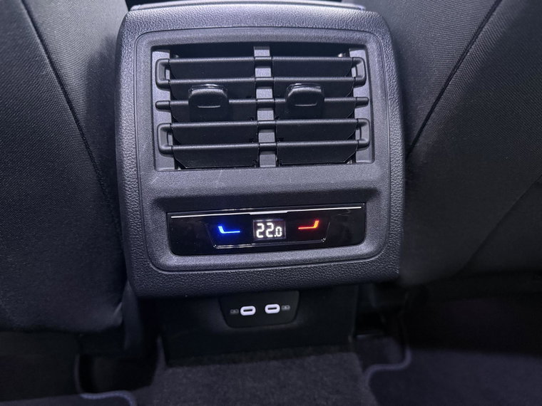 Vehicle Image 41