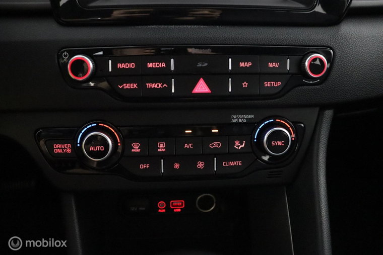 Vehicle Image 43