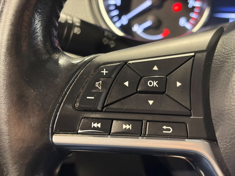 Vehicle Image 29