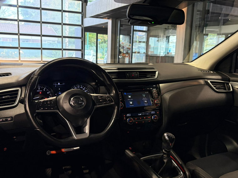 Vehicle Image 38