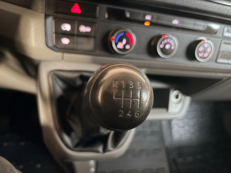 Vehicle Image 27