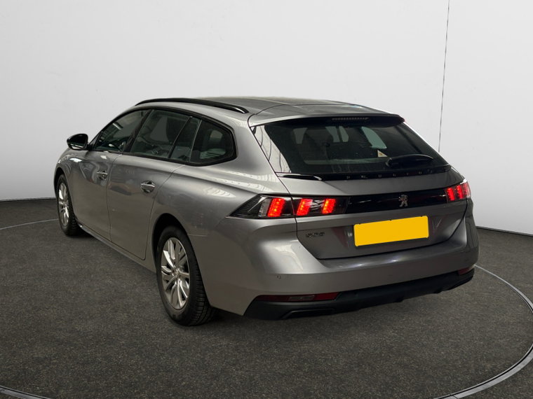 Vehicle Image 19