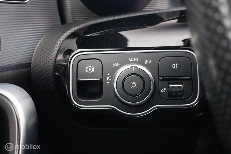 Vehicle Image 45