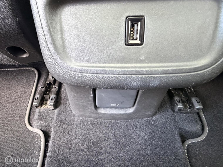 Vehicle Image 39