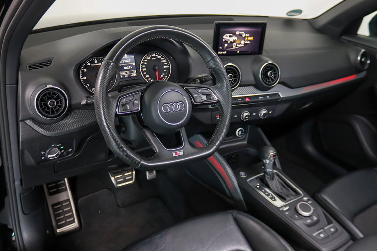Vehicle Image 23