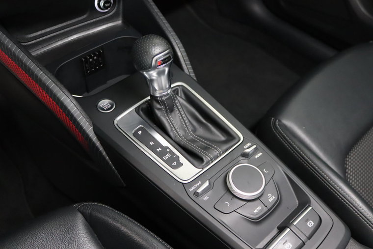 Vehicle Image 35