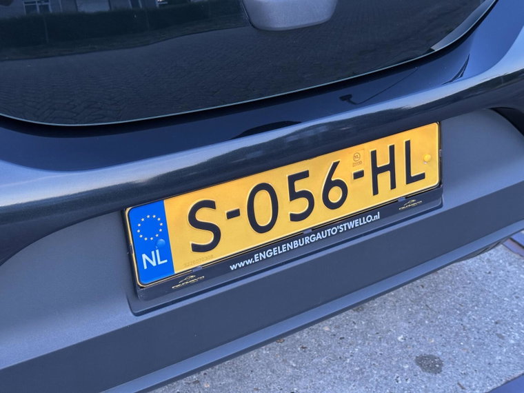 Vehicle Image 28