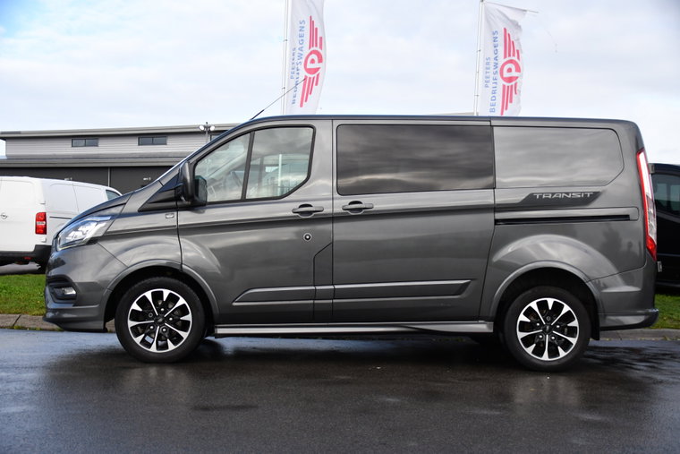 Vehicle Image 9