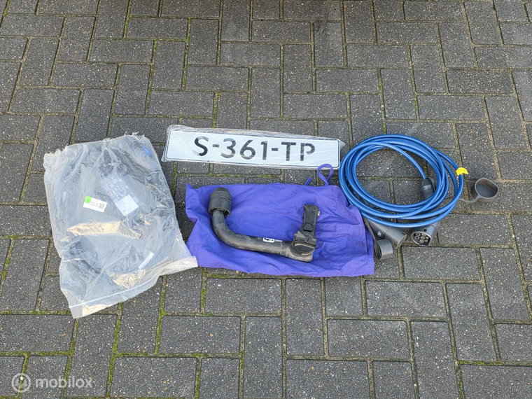Vehicle Image 38