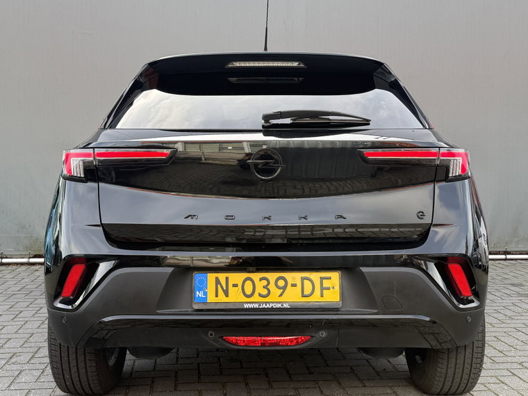 Vehicle Image 32