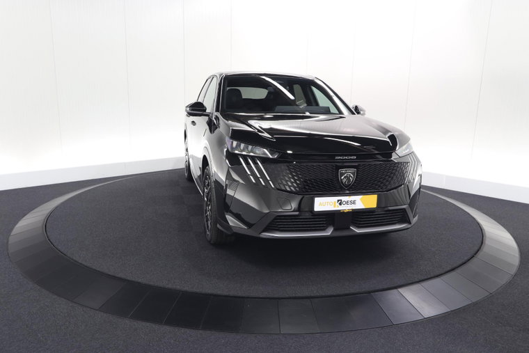 Vehicle Image 42
