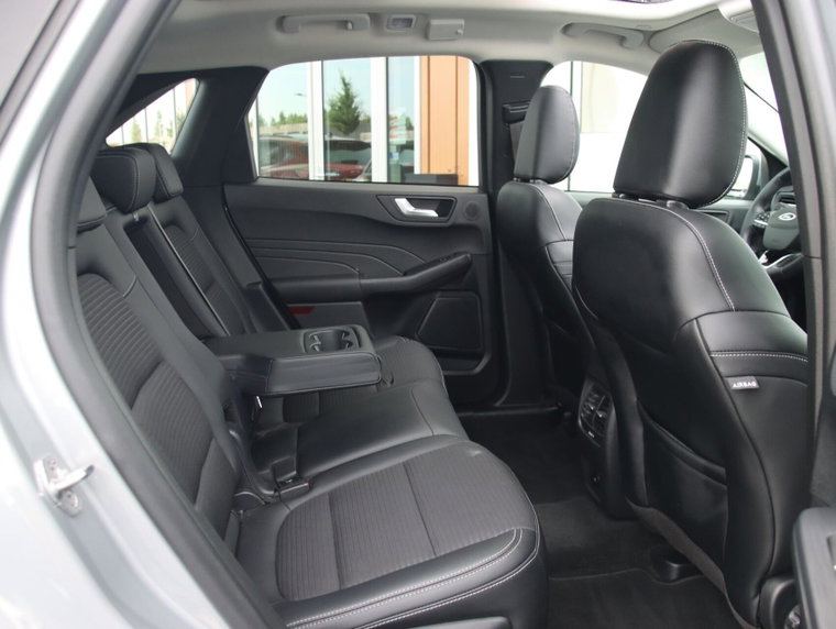Vehicle Image 37