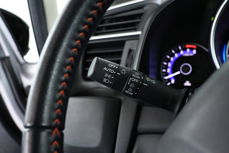 Vehicle Image 23