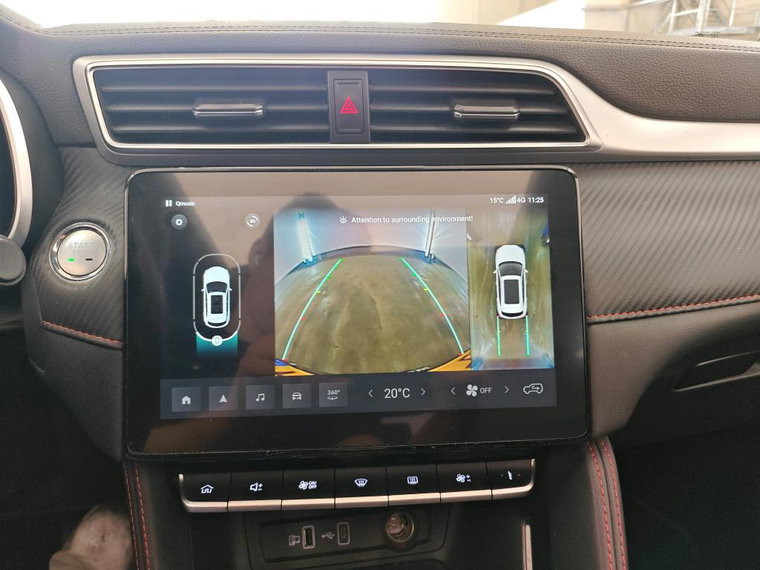 Vehicle Image 16