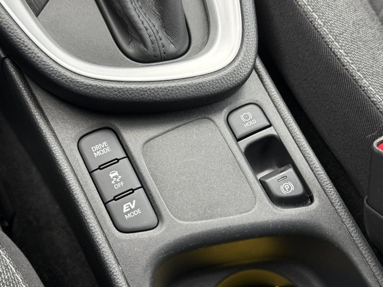 Vehicle Image 24