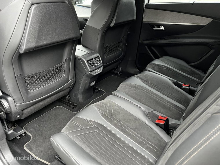 Vehicle Image 33