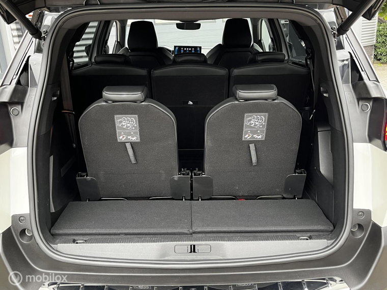 Vehicle Image 38