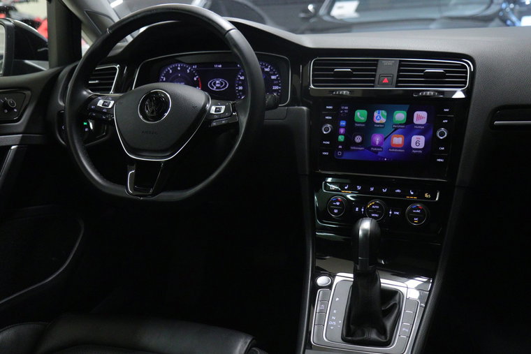 Vehicle Image 36