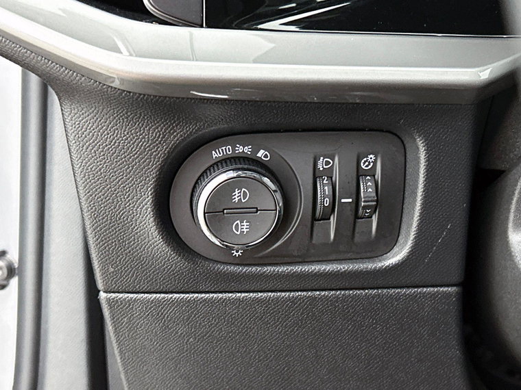 Vehicle Image 27
