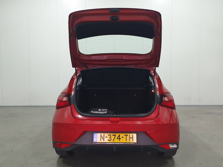 Vehicle Image 26