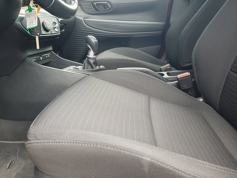 Vehicle Image 41