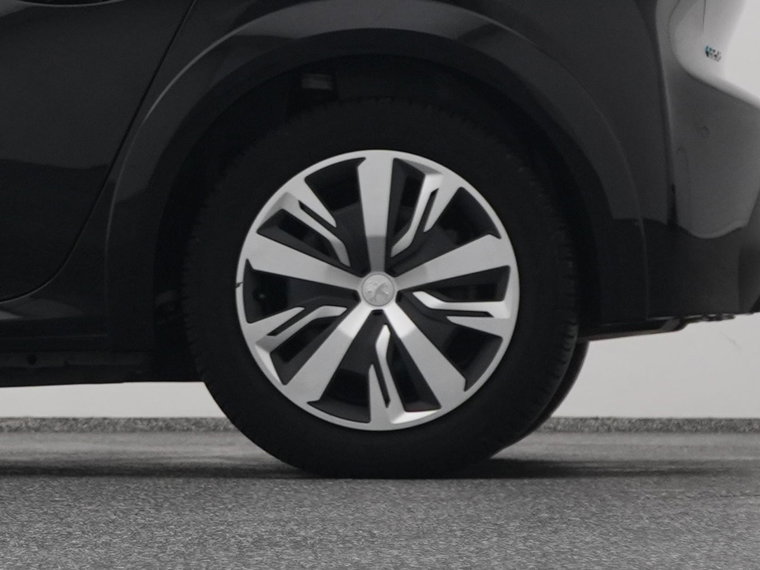 Vehicle Image 41