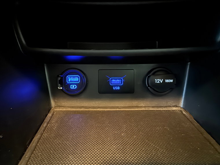 Vehicle Image 35