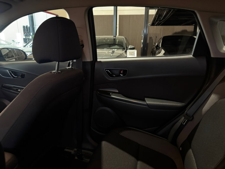 Vehicle Image 42