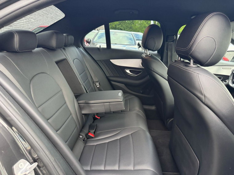 Vehicle Image 39