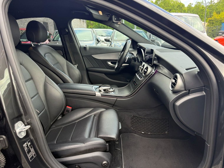 Vehicle Image 40