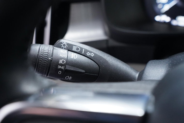 Vehicle Image 24