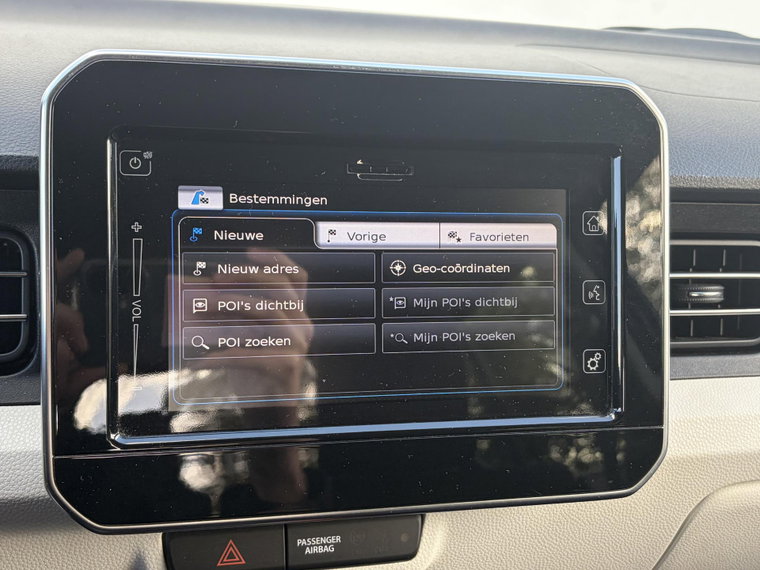 Vehicle Image 25